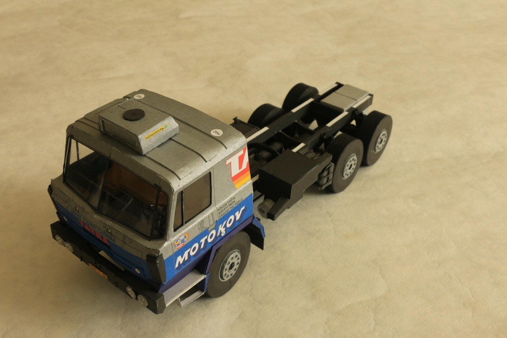 Tatra 815 GTC (Plná velikost v novém okně) Tatra 815 GTC