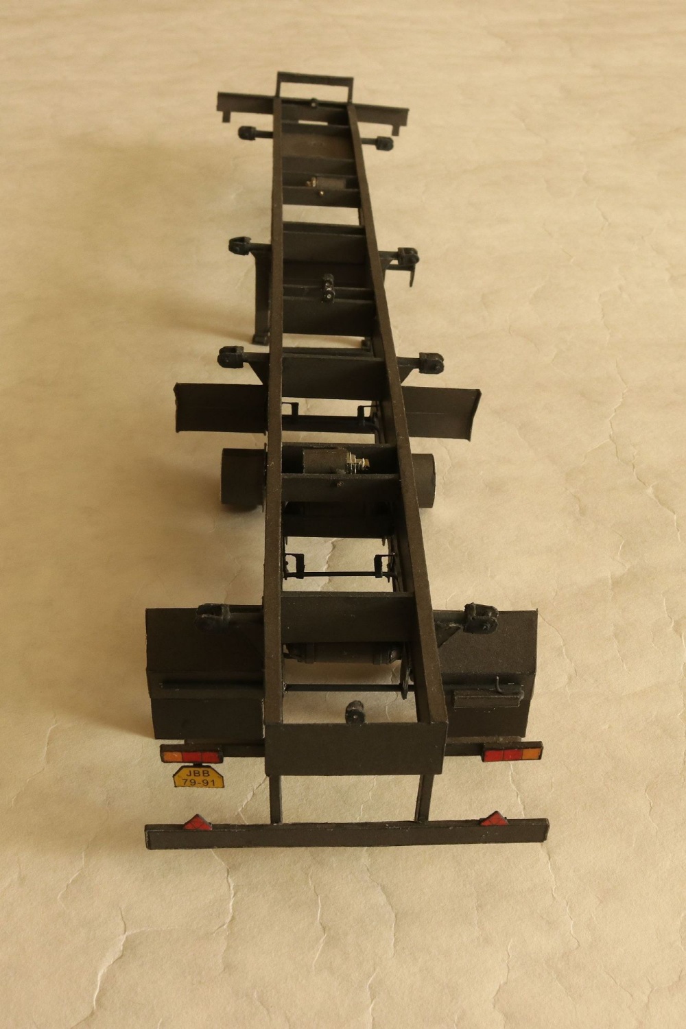 327394