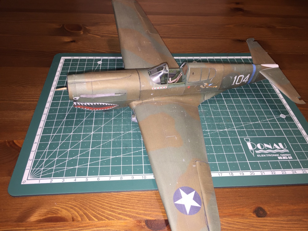 P 40 Curtiss (Plná velikost v novém okně) P 40 Curtiss