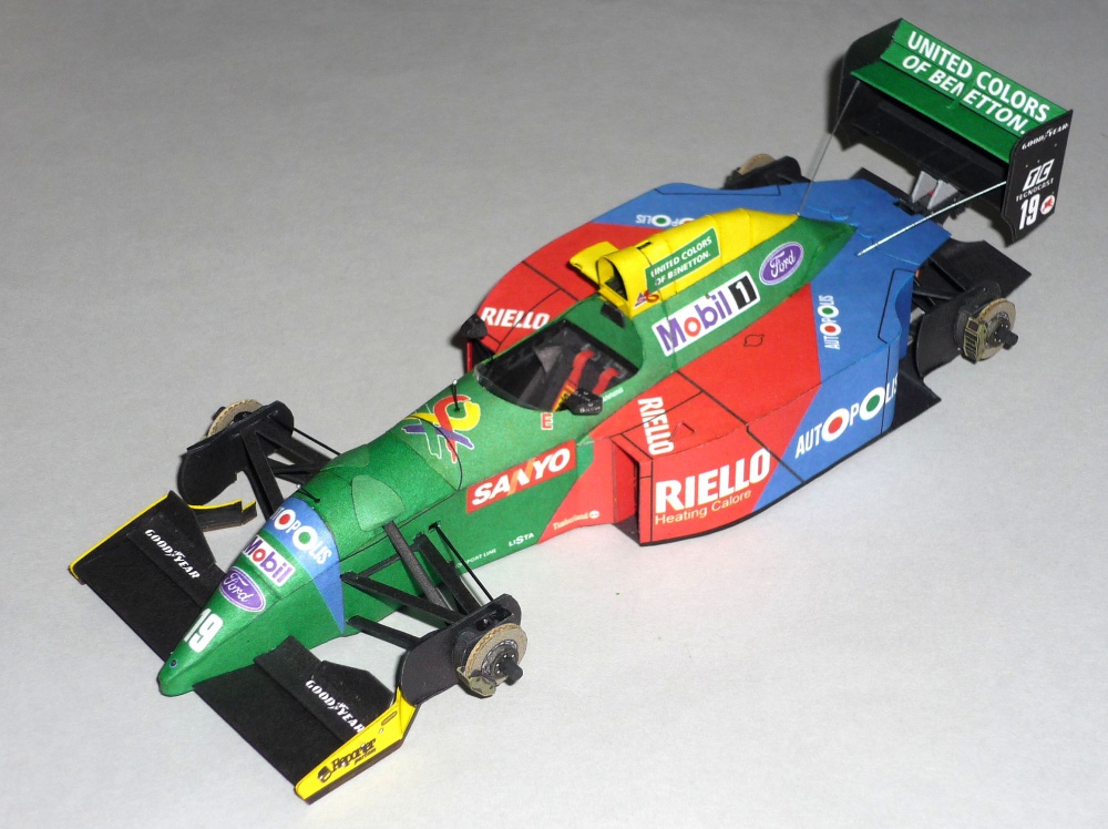 Benetton B190 - Alessandro Nannini - 1990 (Plná velikost v novém okně) Benetton B190 - Alessandro Nannini - 1990