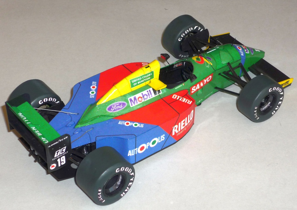 Benetton B190 - Alessandro Nannini - 1990 (Plná velikost v novém okně) Benetton B190 - Alessandro Nannini - 1990