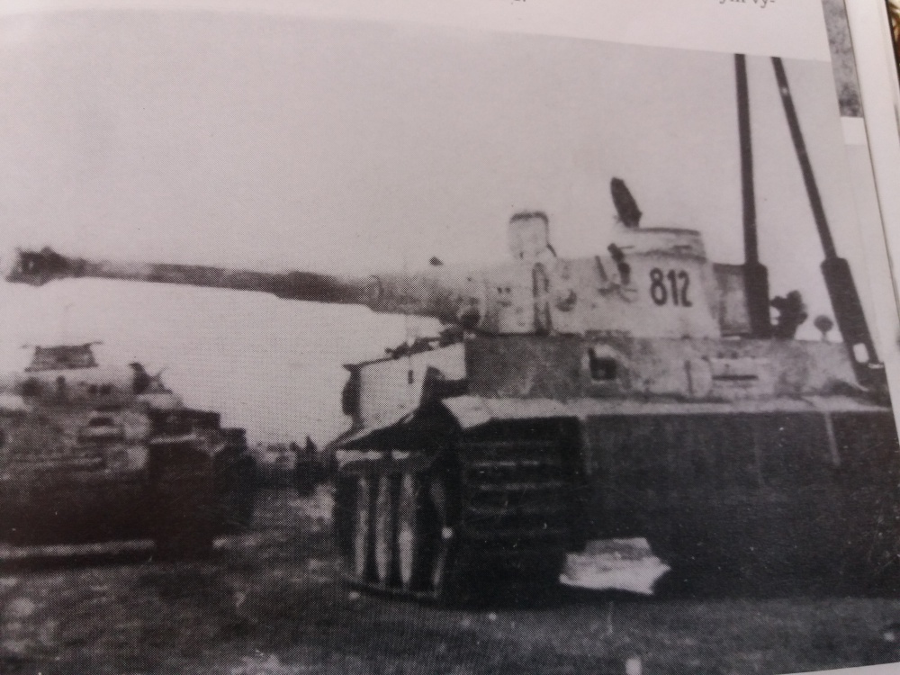 PzKpfw VI Tiger I (Plná velikost v novém okně) PzKpfw VI Tiger I