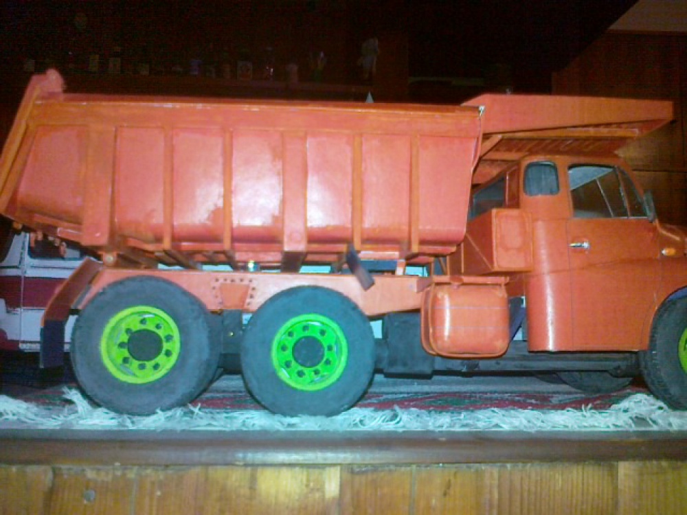 Tatra 148 S1 6x6 (Plná velikost v novém okně) Tatra 148 S1 6x6