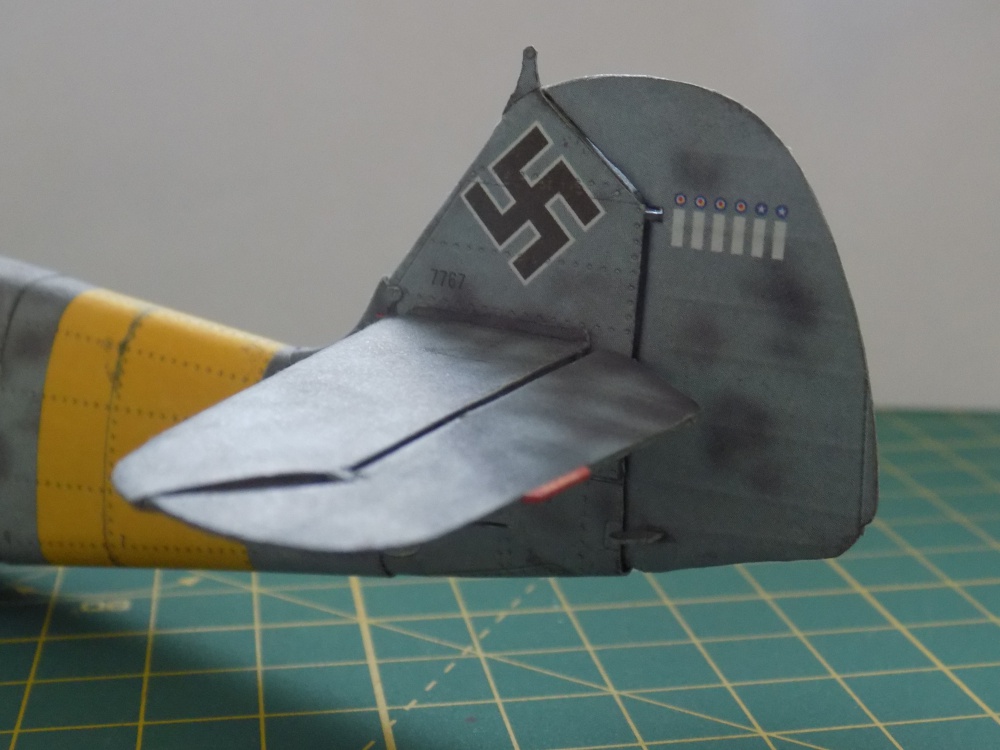 332503