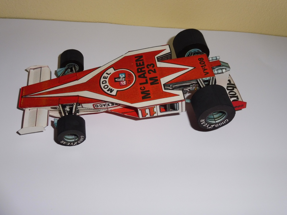 Mc Laren M23 (Plná velikost v novém okně) Mc Laren M23