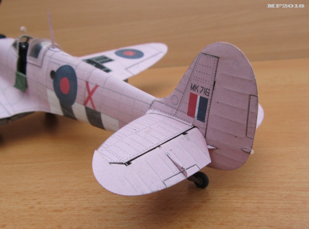 Supermarine Spitfire FR Mk IX (Plná velikost v novém okně) Supermarine Spitfire FR Mk IX