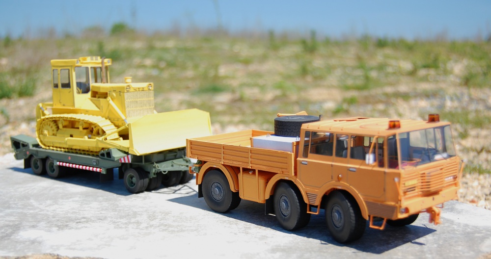 330018