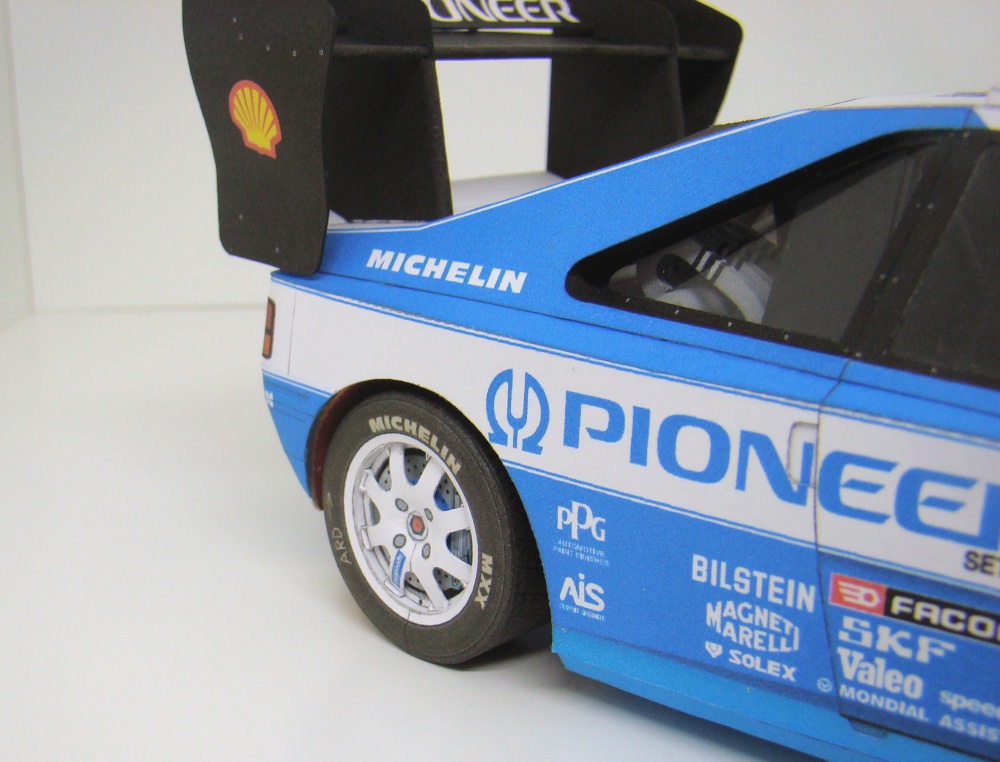 Peugeot 405 Turbo 16 GR Pikes Peak 1988 (Plná velikost v novém okně) Peugeot 405 Turbo 16 GR Pikes Peak 1988