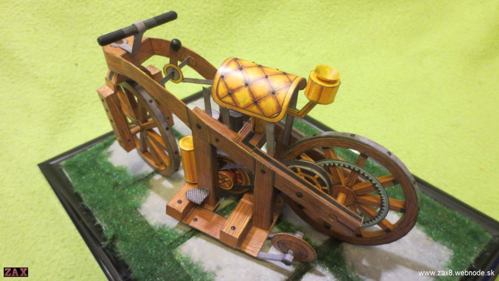 Daimler Reitwagen (Plná velikost v novém okně) Daimler Reitwagen