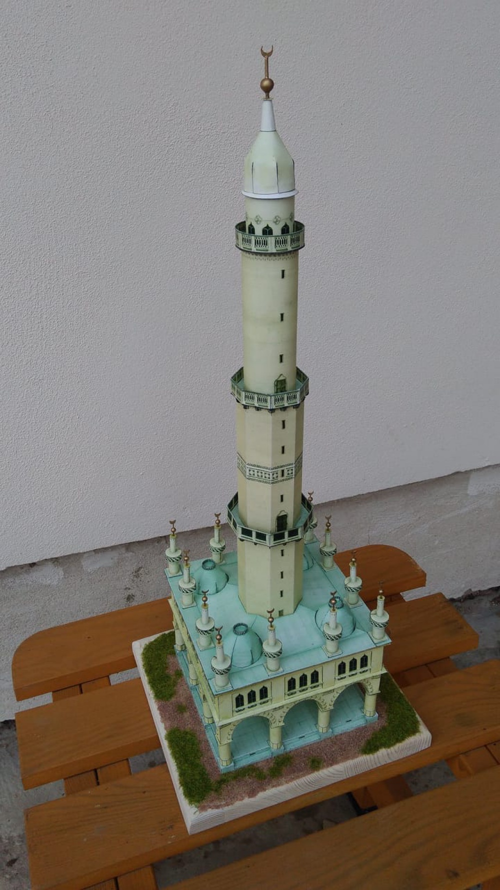 Lednický Minaret (Plná velikost v novém okně) Lednický Minaret