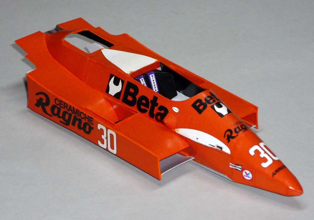 331584
