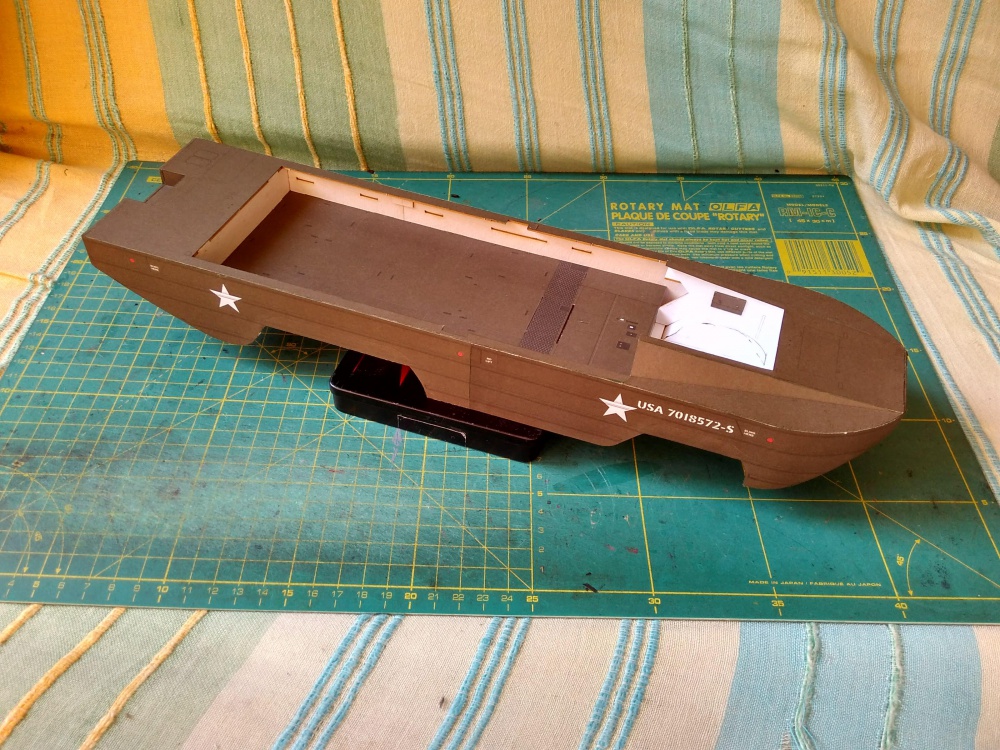 DUKW (Plná velikost v novém okně) DUKW