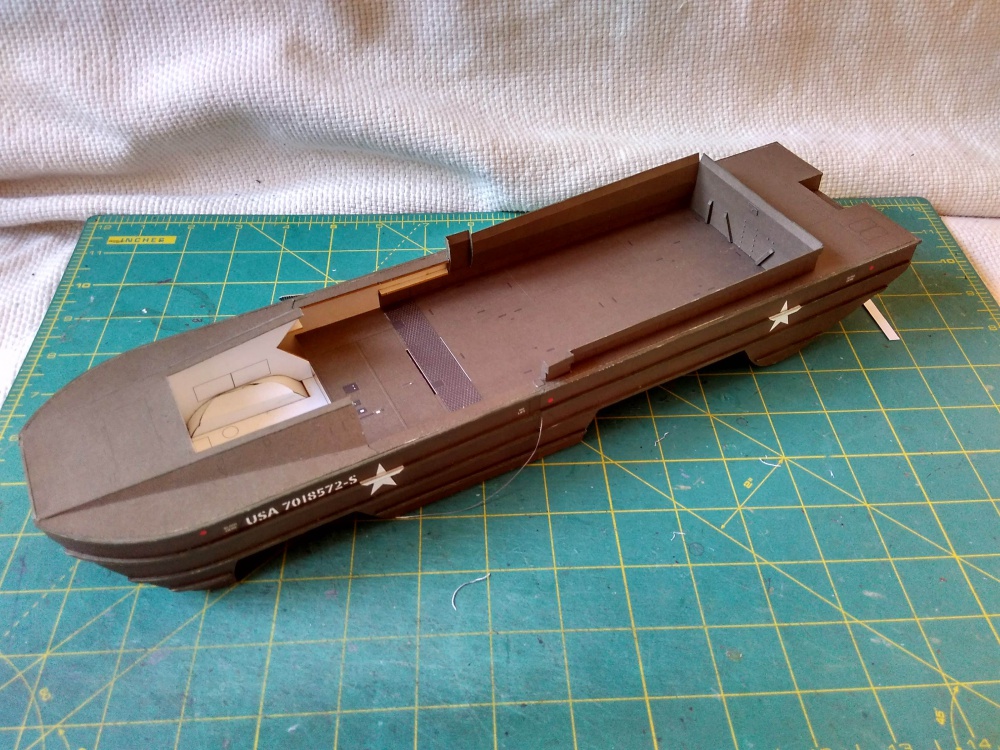 DUKW (Plná velikost v novém okně) DUKW