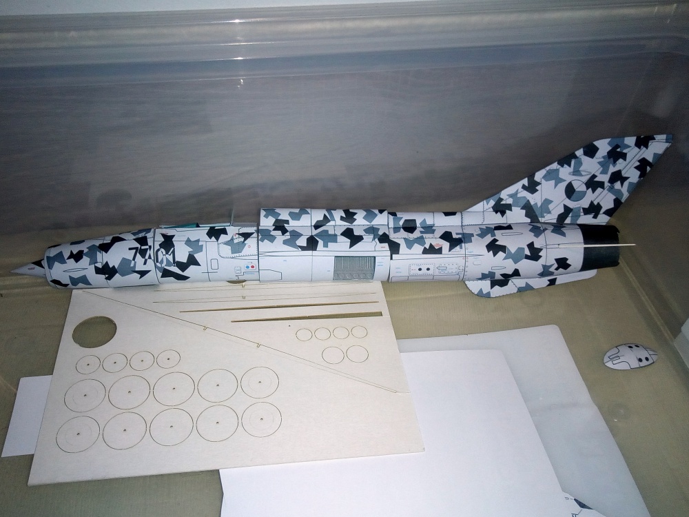 MiG-21 MF (Plná velikost v novém okně) MiG-21 MF