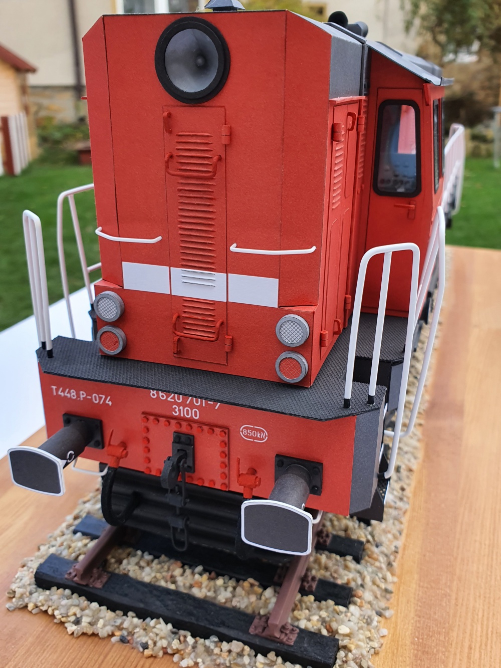 374278