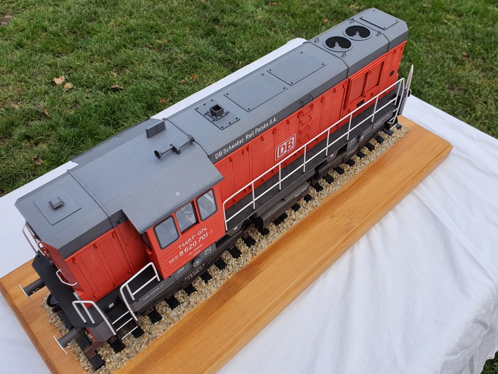 374282