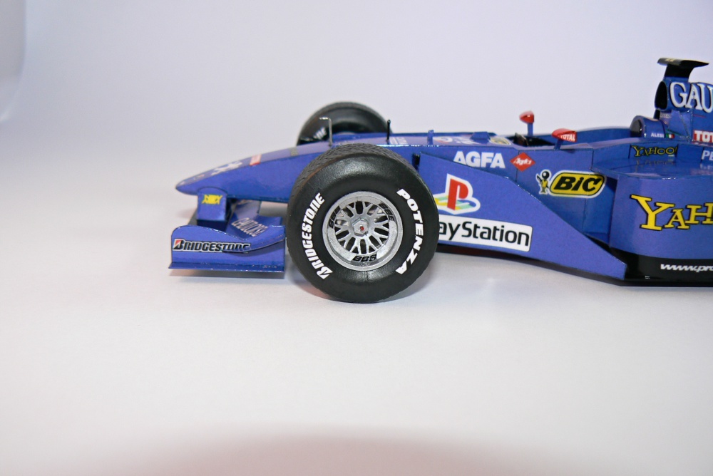 PROST AP03, Jean Alesi 2000 (Plná velikost v novém okně) PROST AP03, Jean Alesi 2000