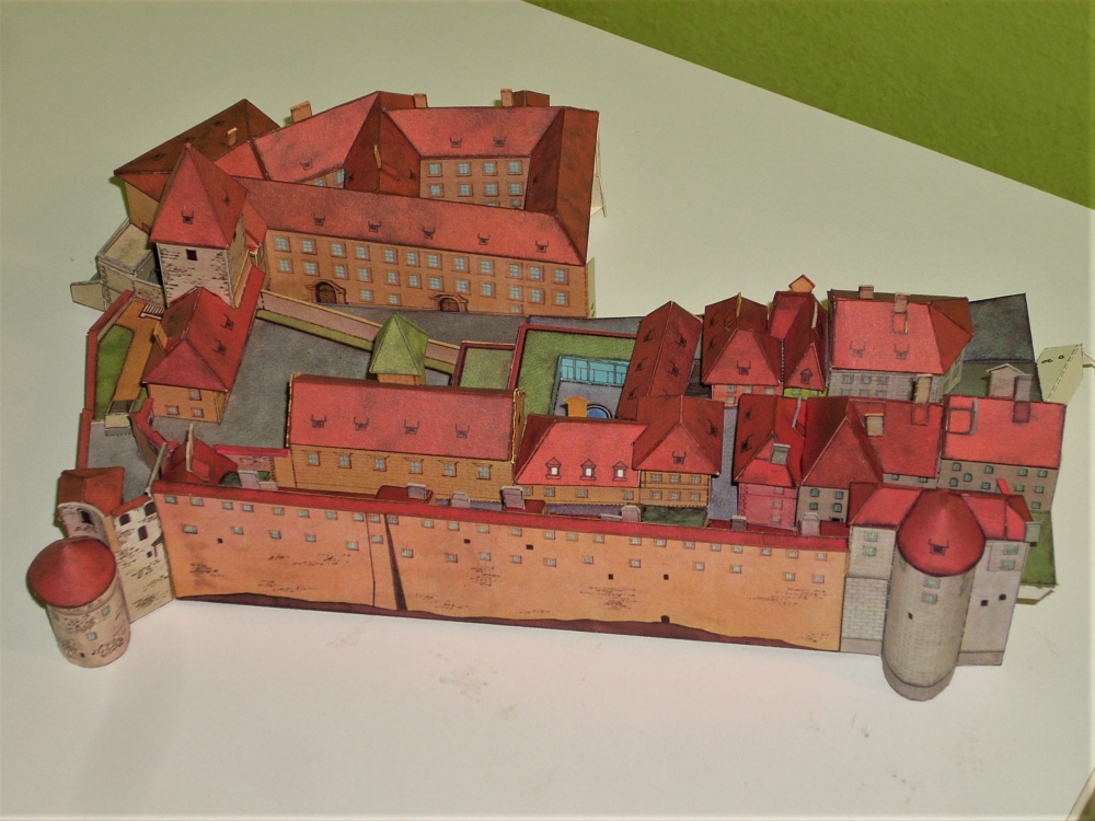 Praský hrad (Plná velikost v novém okně) Praský hrad
