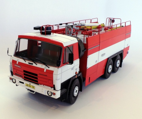 TATRA T 815 CAS 32 TATRA T 815 CAS 32
