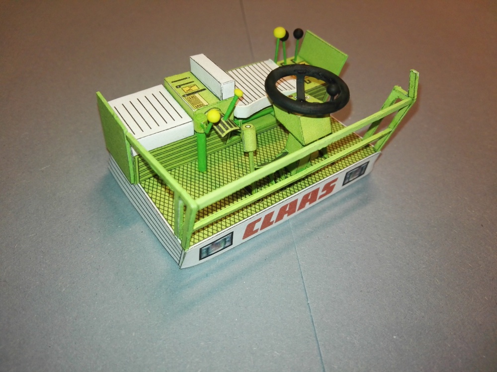Claas Senator (Plná velikost v novém okně) Claas Senator