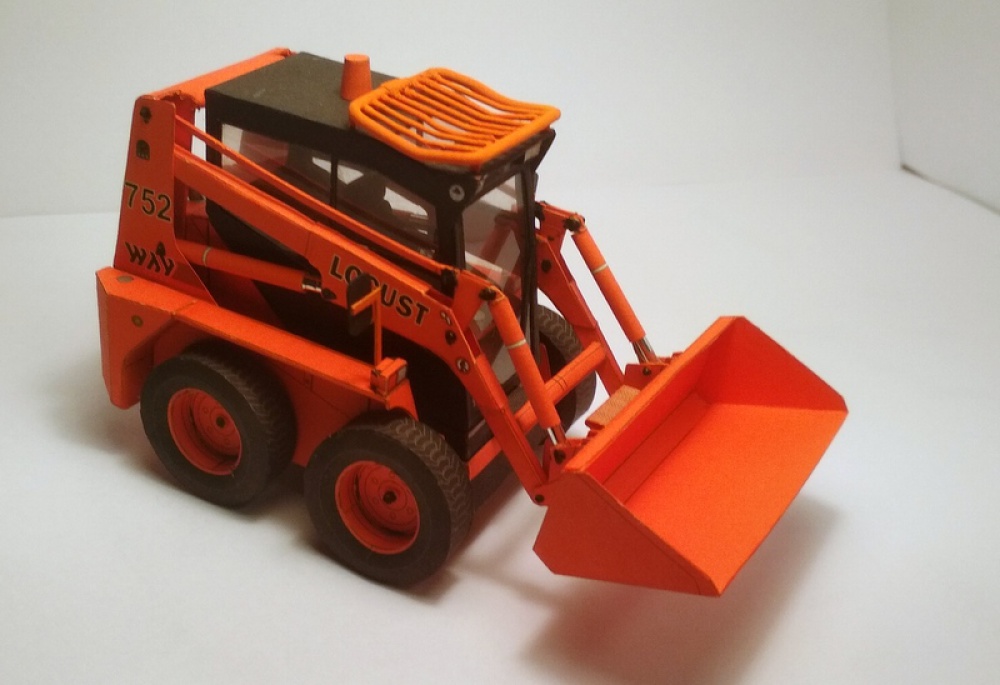 Locust L 752 (Plná velikost v novém okně) Locust L 752