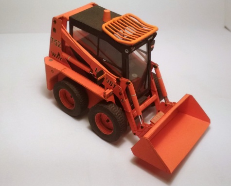 Locust L 752