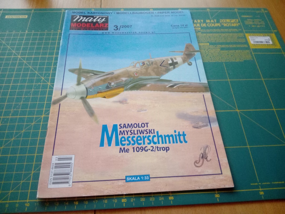 Messerschmitt Me 109G-2/trop (Plná velikost v novém okně) Messerschmitt Me 109G-2/trop