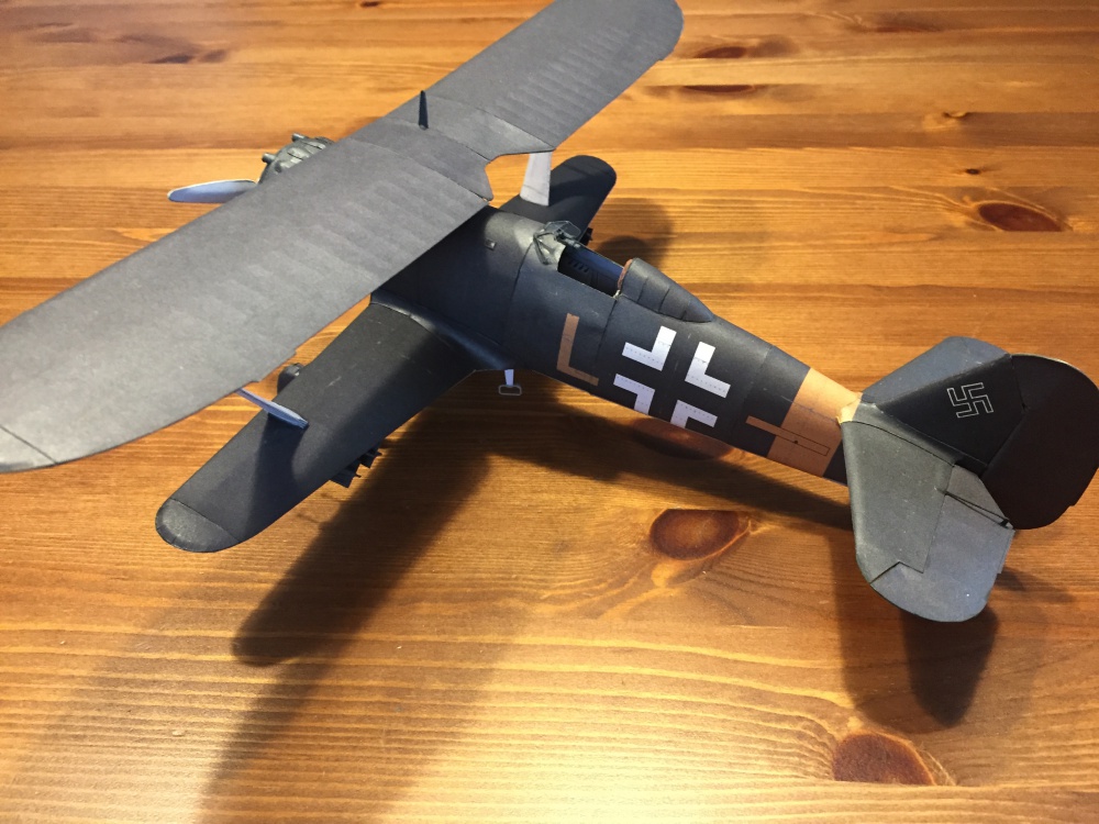 Henschel Hs 123 (Plná velikost v novém okně) Henschel Hs 123