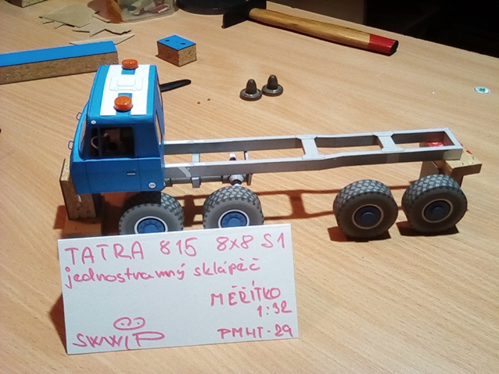 Tatra 815 8*8 S1 (Plná velikost v novém okně) Tatra 815 8*8 S1