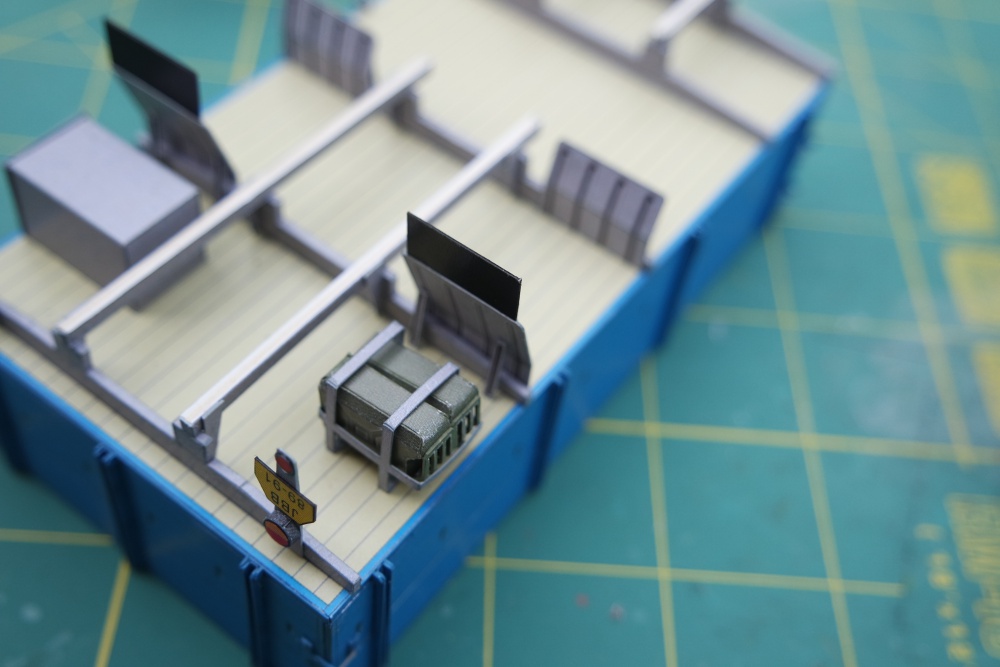 336923