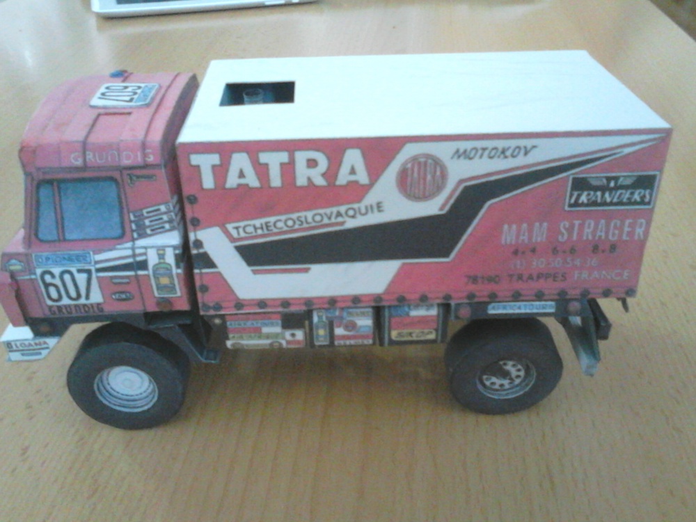 Tatra 815 VD 10 300 4 x 4.1 (Plná velikost v novém okně) Tatra 815 VD 10 300 4 x 4.1