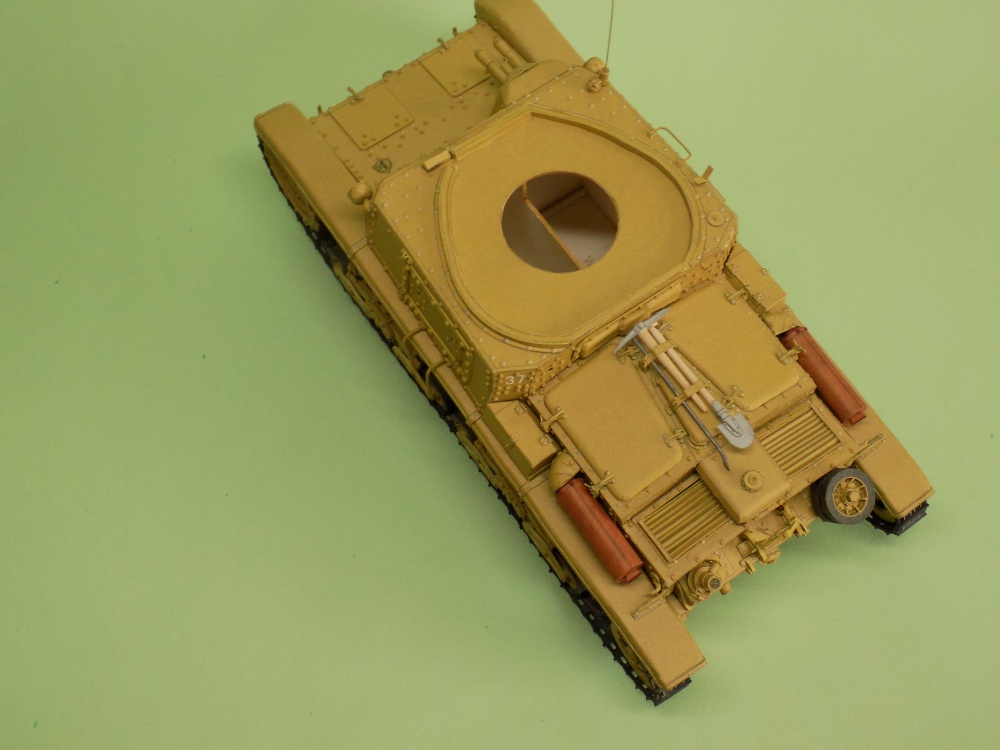 Carro Armato M14-41 (Plná velikost v novém okně) Carro Armato M14-41
