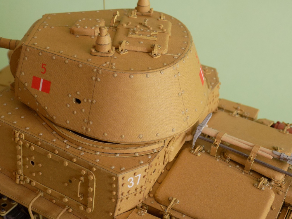 Carro Armato M14-41 (Plná velikost v novém okně) Carro Armato M14-41