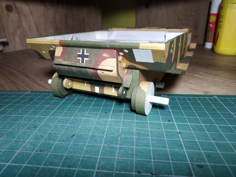 Sd.Kfz.184 Ferdinand (Plná velikost v novém okně) Sd.Kfz.184 Ferdinand
