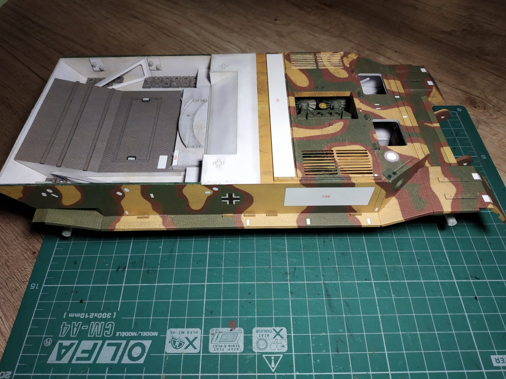 Sd.Kfz.184 Ferdinand (Plná velikost v novém okně) Sd.Kfz.184 Ferdinand