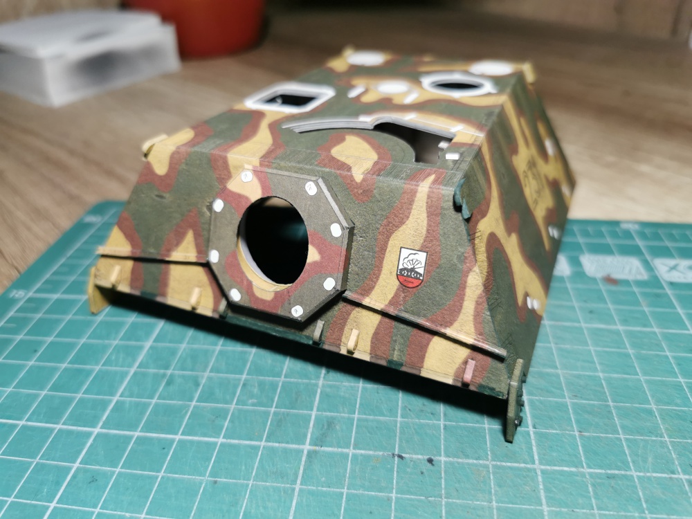 Sd.Kfz.184 Ferdinand (Plná velikost v novém okně) Sd.Kfz.184 Ferdinand