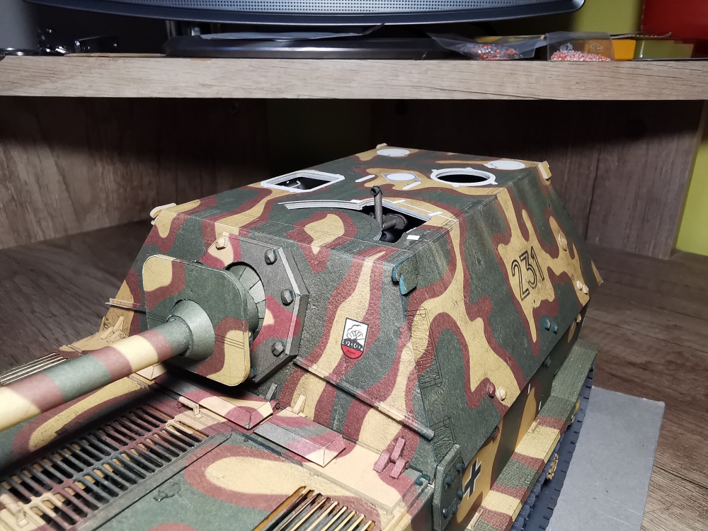 Sd.Kfz.184 Ferdinand (Plná velikost v novém okně) Sd.Kfz.184 Ferdinand