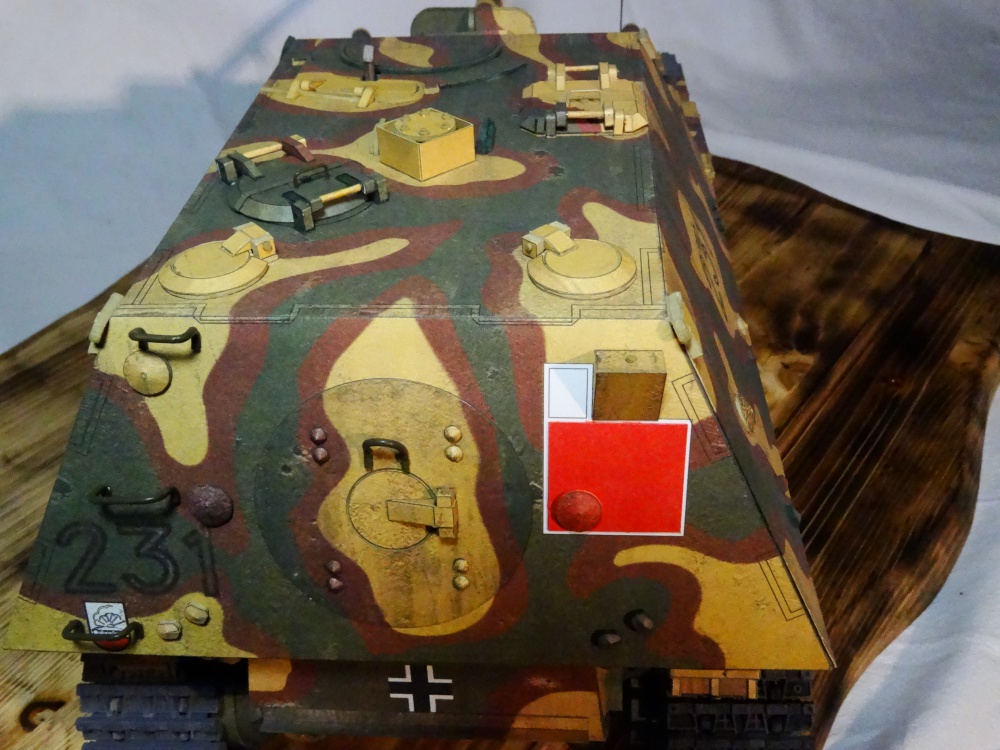 Sd.Kfz.184 Ferdinand (Plná velikost v novém okně) Sd.Kfz.184 Ferdinand