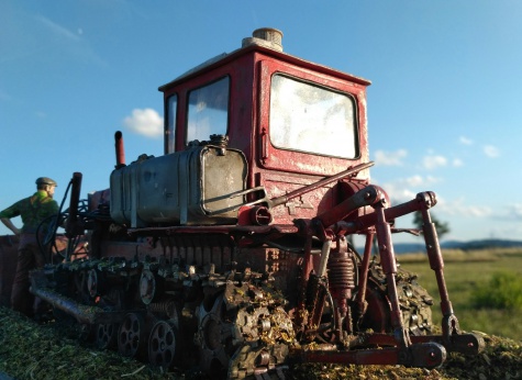 DT 75 DT 75