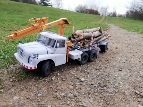 Tatra T2-148 NTP+HIAB670+DAV-7 Tatra T2-148 NTP+HIAB670+DAV-7