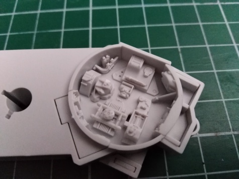 Bandai Star Wars 1/72 Perfect Grade Millennium Falcon Bandai Star Wars 1/72 Perfect Grade Millennium Falcon