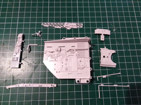 Bandai Star Wars 1/72 Perfect Grade Millennium Falcon Bandai Star Wars 1/72 Perfect Grade Millennium Falcon