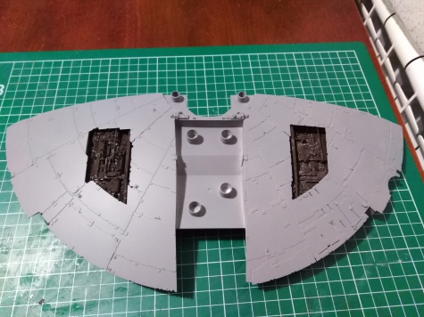 Bandai Star Wars 1/72 Perfect Grade Millennium Falcon Bandai Star Wars 1/72 Perfect Grade Millennium Falcon