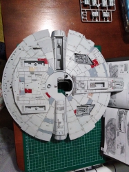 Bandai Star Wars 1/72 Perfect Grade Millennium Falcon