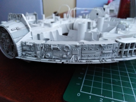 Bandai Star Wars 1/72 Perfect Grade Millennium Falcon