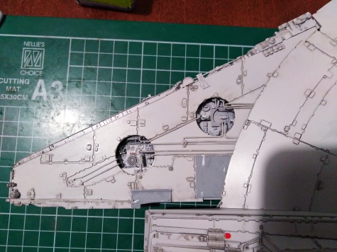 Bandai Star Wars 1/72 Perfect Grade Millennium Falcon Bandai Star Wars 1/72 Perfect Grade Millennium Falcon
