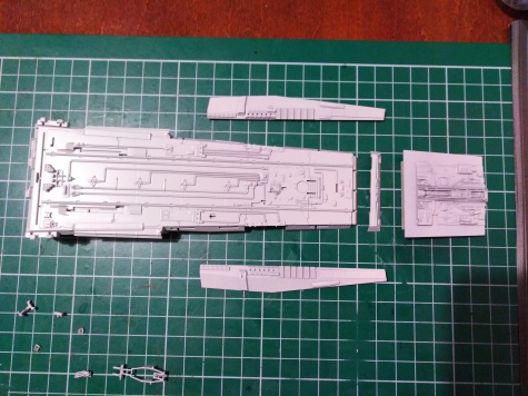 Bandai Star Wars 1/72 Perfect Grade Millennium Falcon Bandai Star Wars 1/72 Perfect Grade Millennium Falcon