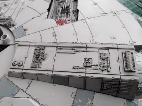 Bandai Star Wars 1/72 Perfect Grade Millennium Falcon Bandai Star Wars 1/72 Perfect Grade Millennium Falcon