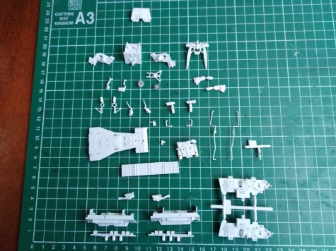 Bandai Star Wars 1/72 Perfect Grade Millennium Falcon Bandai Star Wars 1/72 Perfect Grade Millennium Falcon