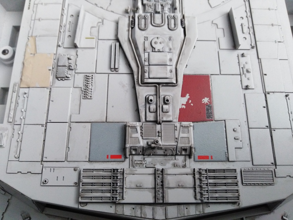 Bandai Star Wars 1/72 Perfect Grade Millennium Falcon (Plná velikost v novém okně) Bandai Star Wars 1/72 Perfect Grade Millennium Falcon